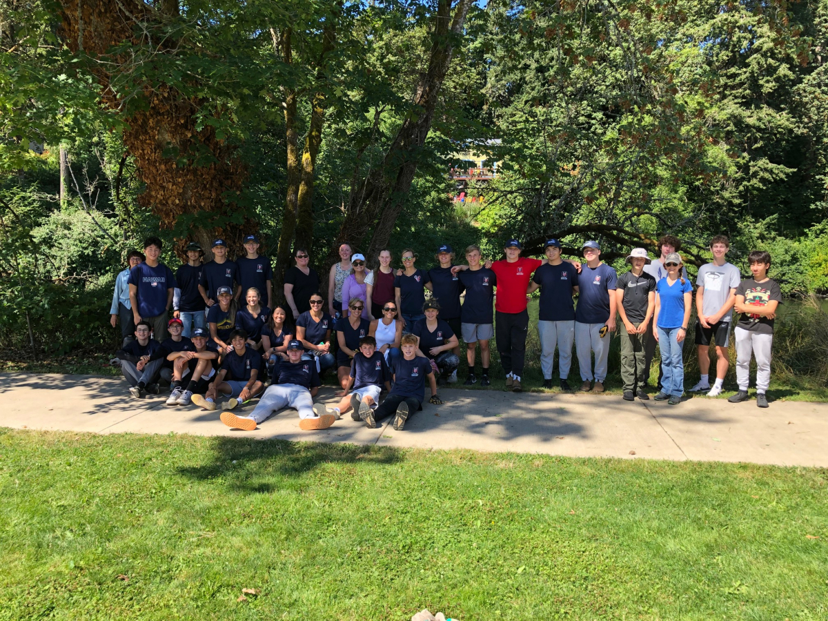 Volunteer Group Fields Bridge Park